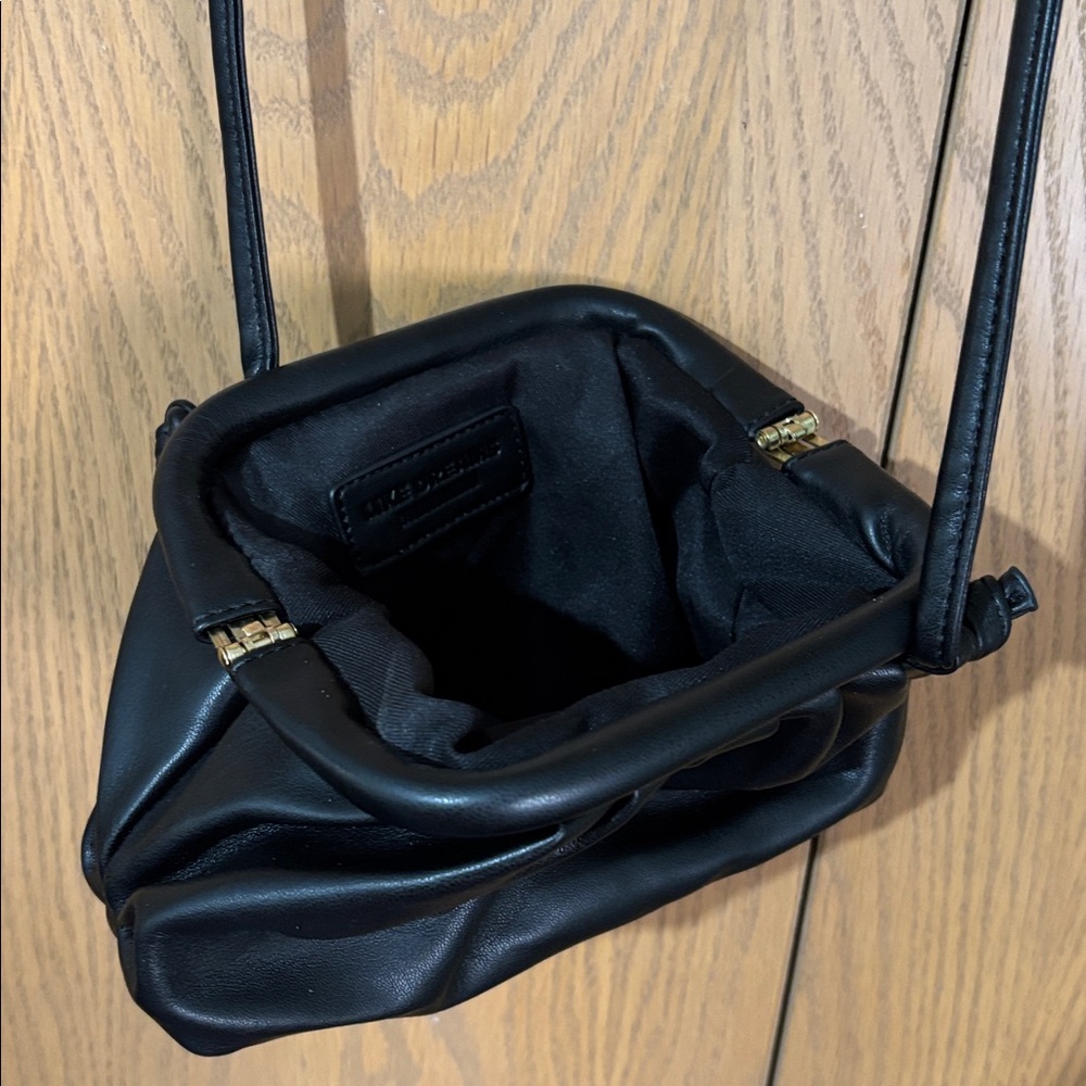 Elegant Black Women's or girls small bag purse - Picture 5 of 9